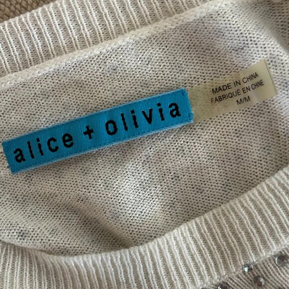Alice & Oliva Woman's Rhinestone Cashmere Blend Cream Pull-over Sweater Sz Med - Picture 11 of 12